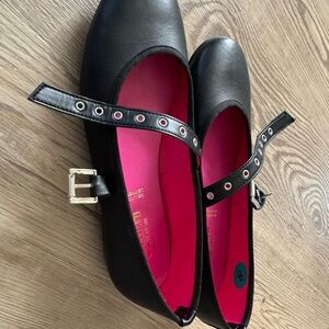 Chic Black Women's Buckle Flats